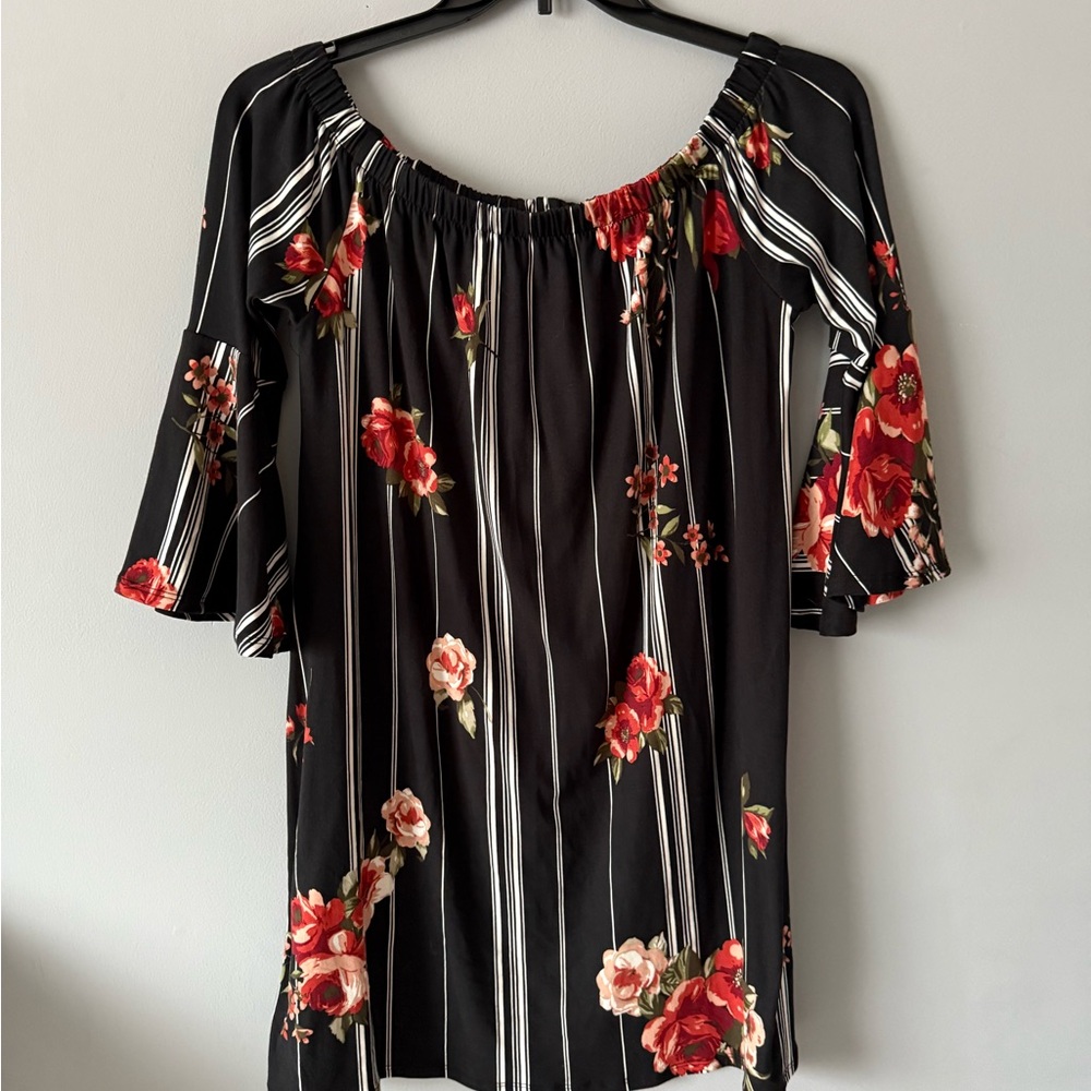 Floral Black Off-Shoulder Top